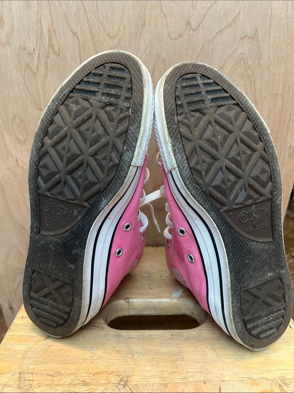 Converse Unisex Hot Pink High-Top Chuck Taylor All Star Sneakers US W7/M5 - Picture 4 of 11